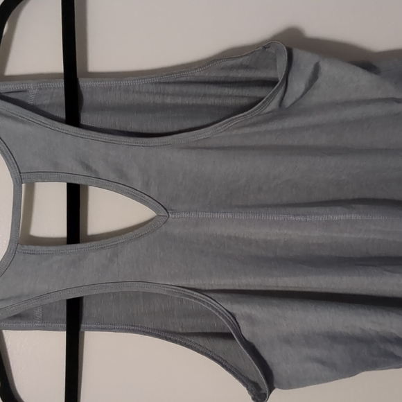 Champion - Picture 4 of 6